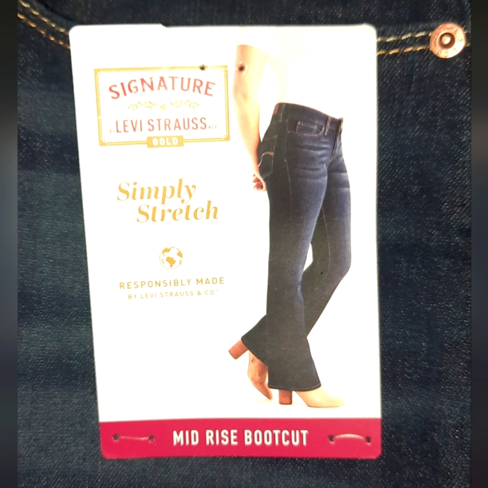 Women's signature series bootcut jeans